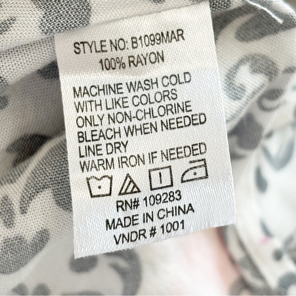 SURF GYPSY Women’s White Gray Print Pink Tassel Swim Cover Resort Beach Sz M - Picture 8 of 8